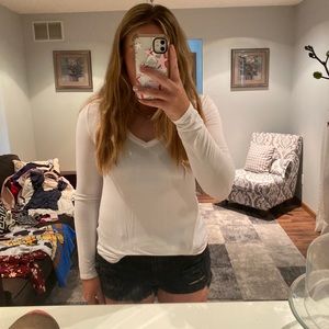 old navy long sleeve tee